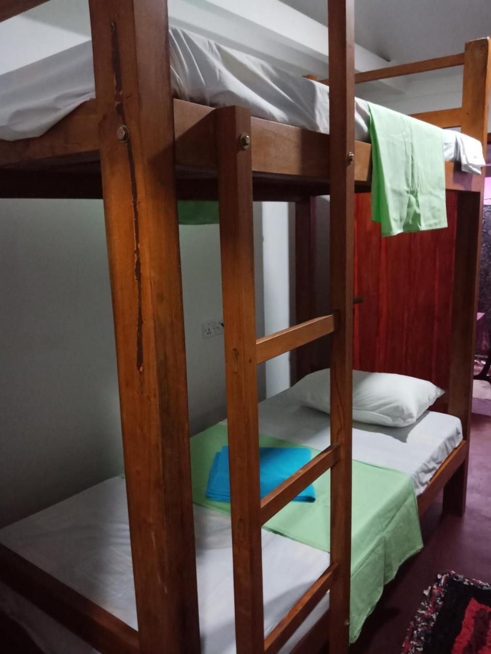 Aloha Mirissa Hostel Kültér fotó